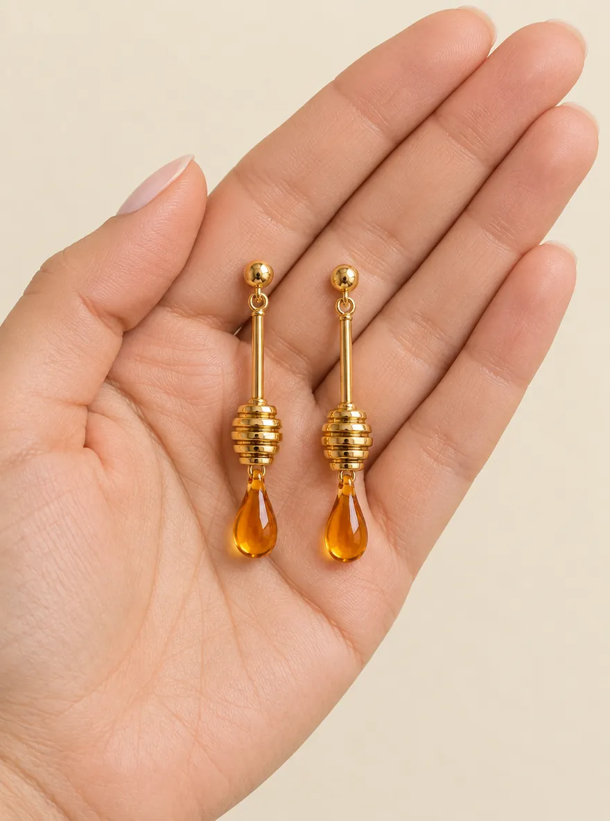 Honey Dipper Drops — In the hand, for scale