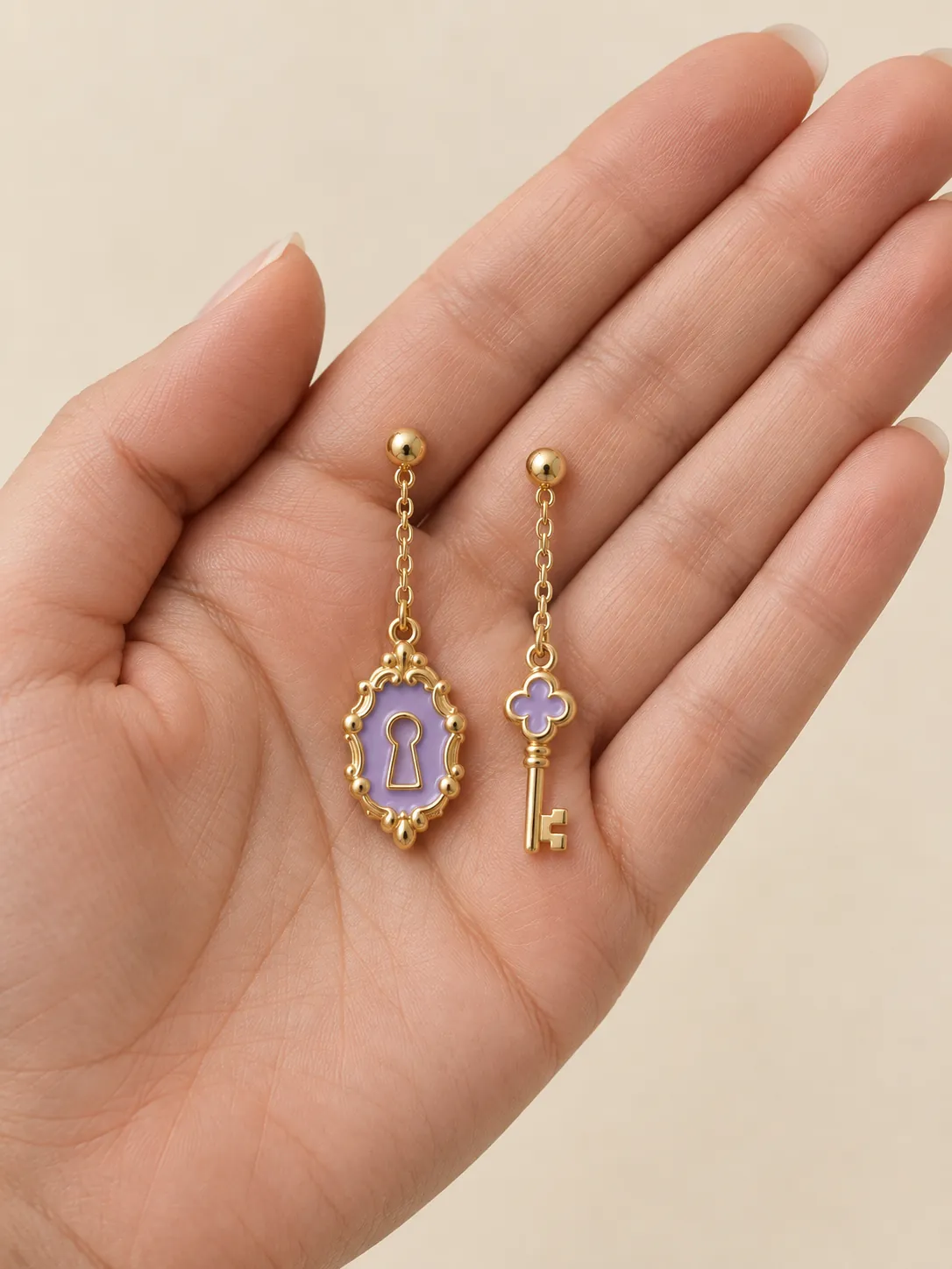 Keyhole & Key Mismatched Drops — In the hand, for scale