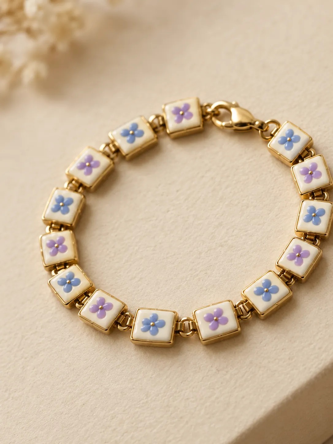 Kitchen Tile Link Bracelet — Close-up detail