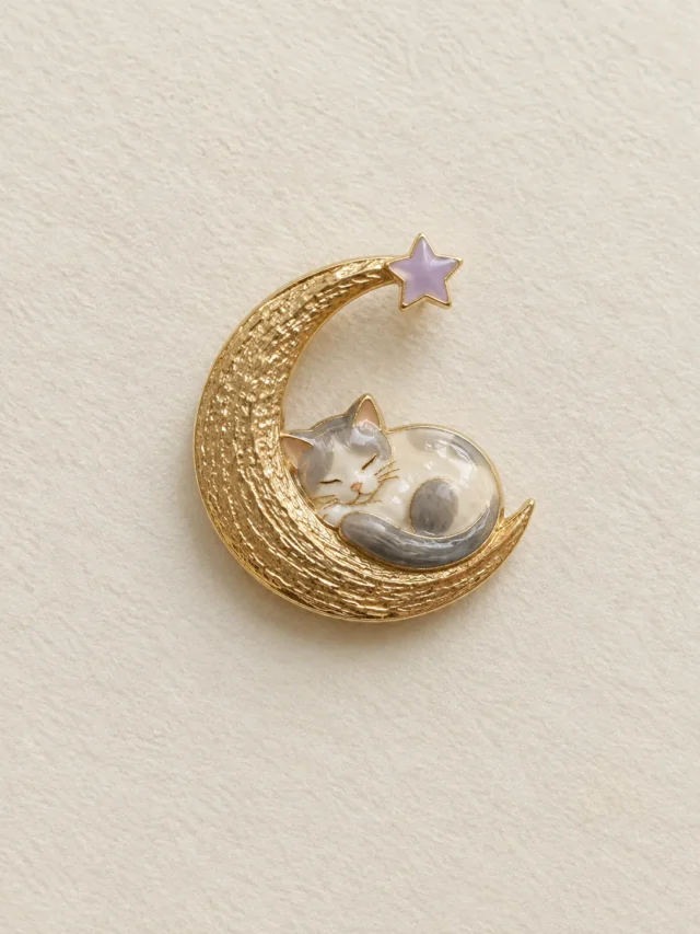 Moon Nap Brooch